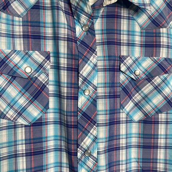 Kuhl Women’s Purple Short Sleeve Pearl Snap Small - Picture 3 of 5